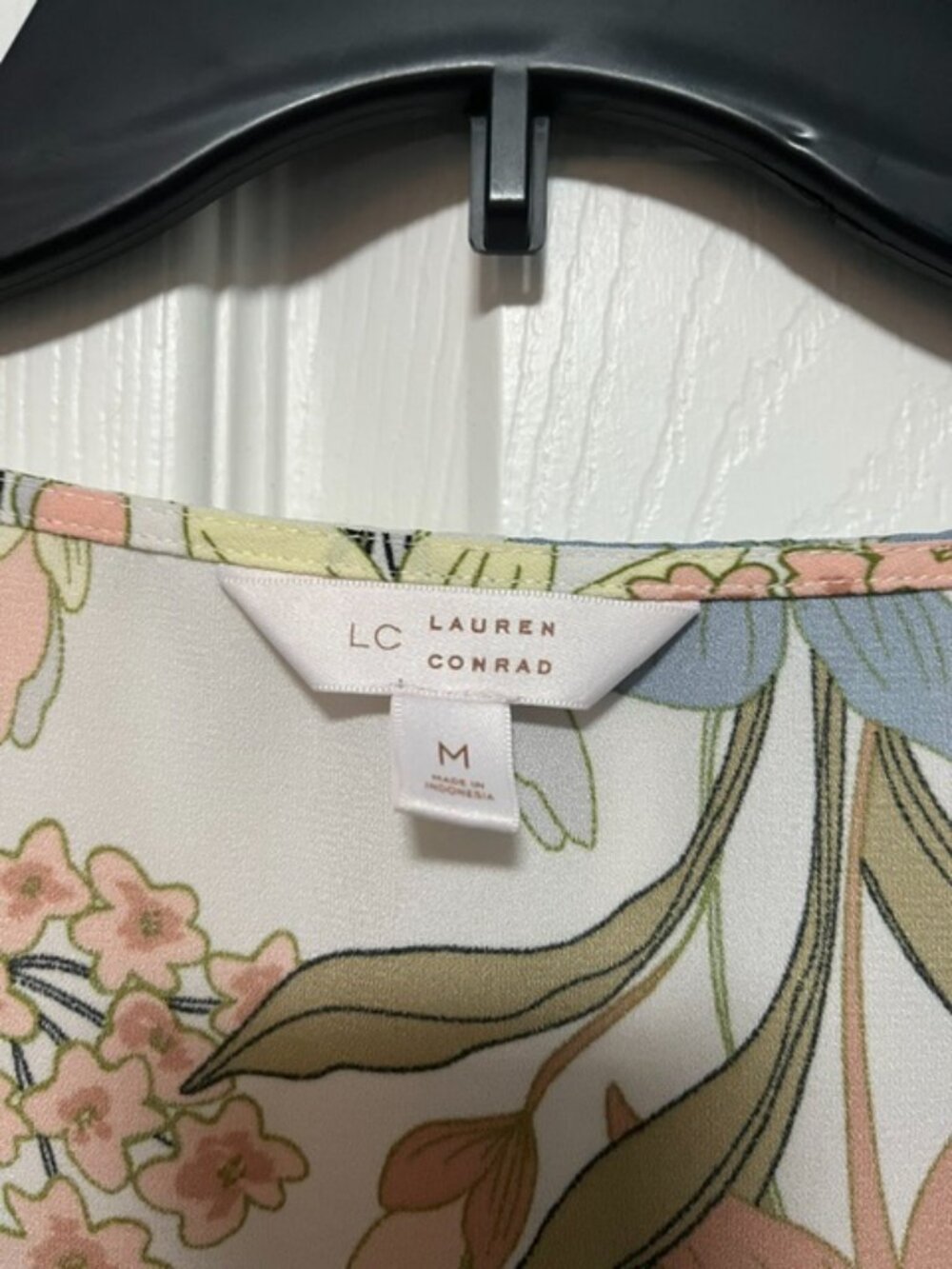 Lauren Conrad Business Casual Blouse - Picture 2 of 3